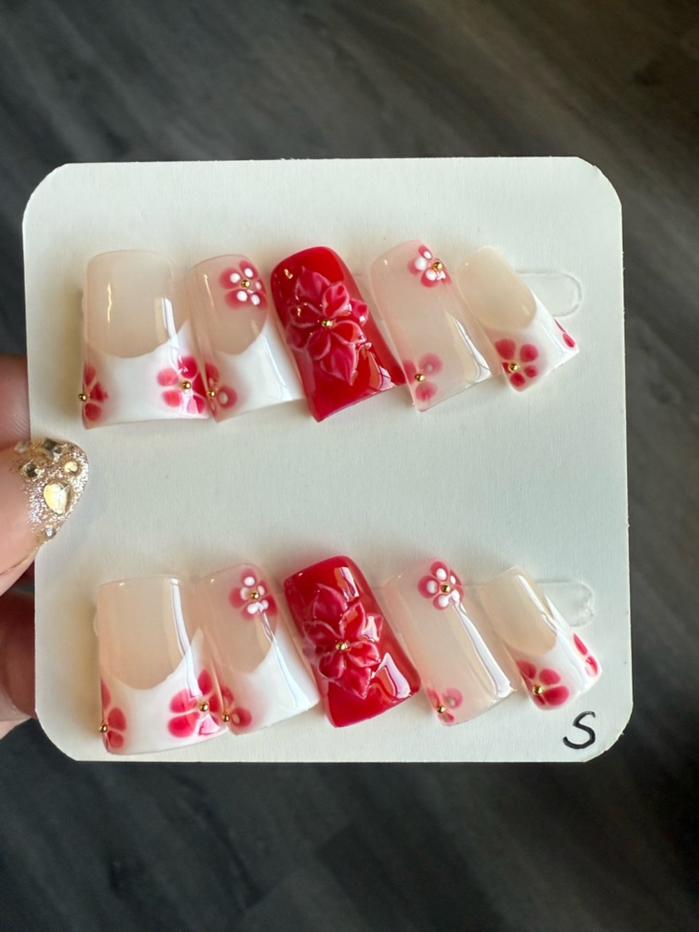 Floral Red & Pink Press-On Duck Nail Set